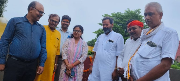 सैनिकों की याद में शिलाफलक का हुआ निर्माण किए गए याद