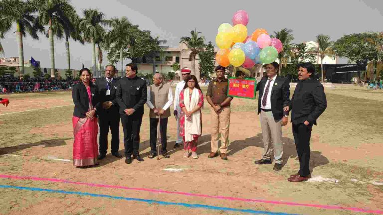 सनशाइन पब्लिक स्कूल में दो दिवसीय इंटर हाउस एथलेटिक मीट के उद्घाटन समारोह का हुआ आयोजन