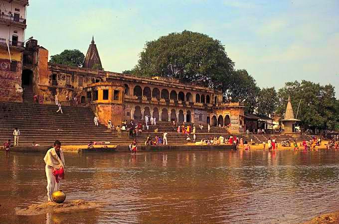 इस साल पितृपक्ष 26 सितंबर से लेकर 10 अक्टूबर तक रहेगा।