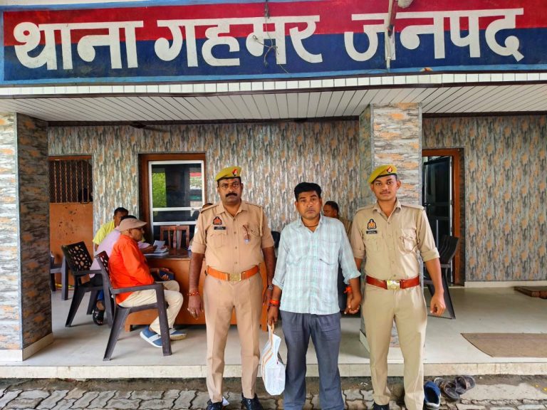 गहमर पुलिस ने अवैध शराब तस्कर को किया गिरफ्तार।